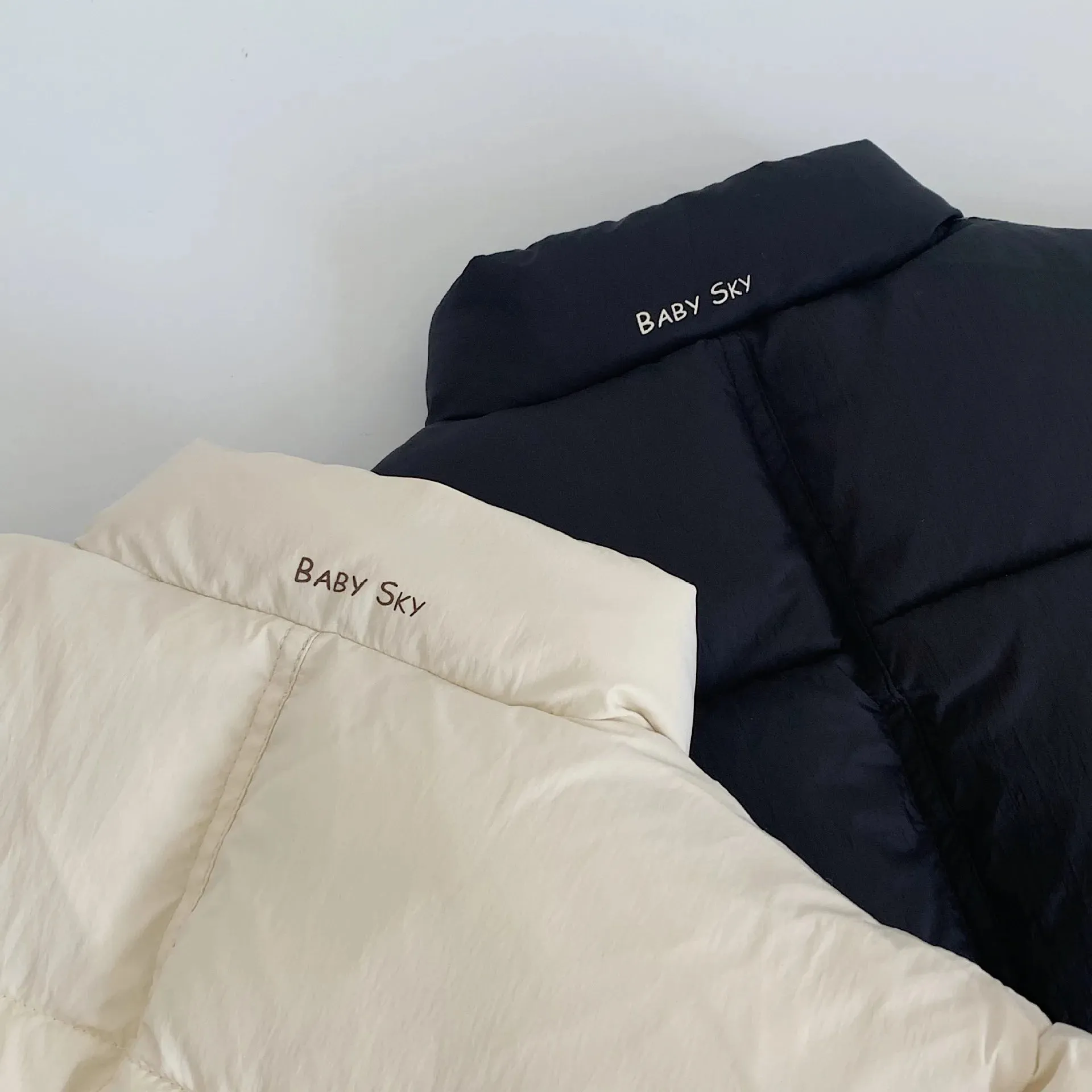 Solid Zip-Up Puffer Vest