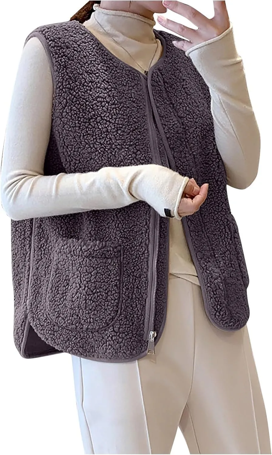 Womens Oversized Fleece Vest 2024 Sleeveless Fuzzy Sherpa Jacket Fall Winter Button Down Outerwear with Pockets